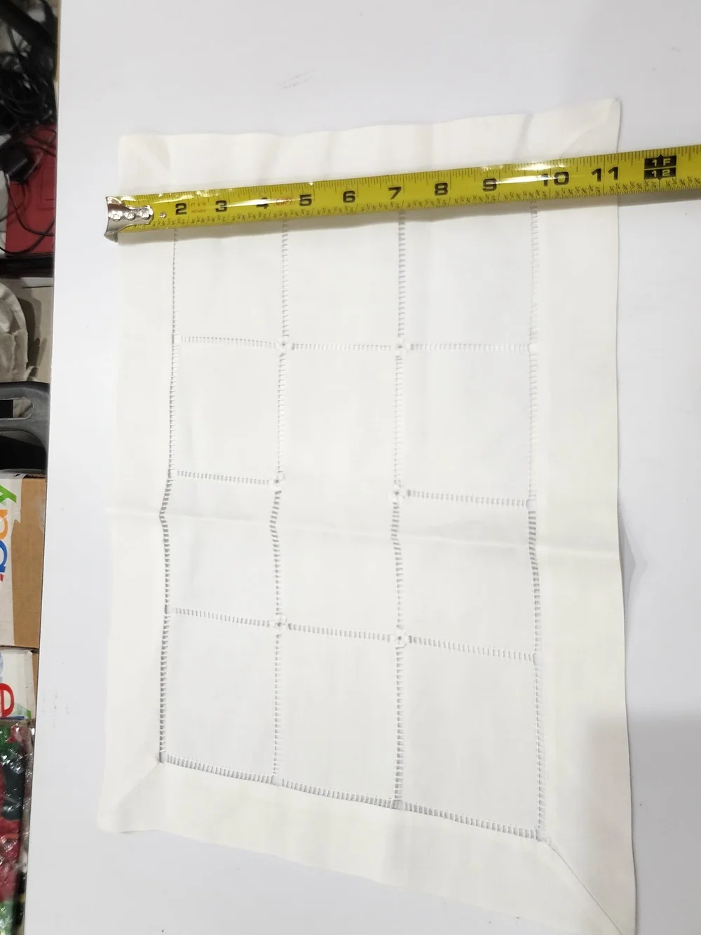 Vintage Linen Dinner Placemat Crochet 16x11 Rectangle Grid Pattern new old stock